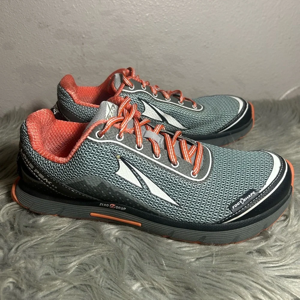 Altra Lone Peak 2.5 Running Black Gray Mesh Red Accents Trail Sneaker Size 7.5